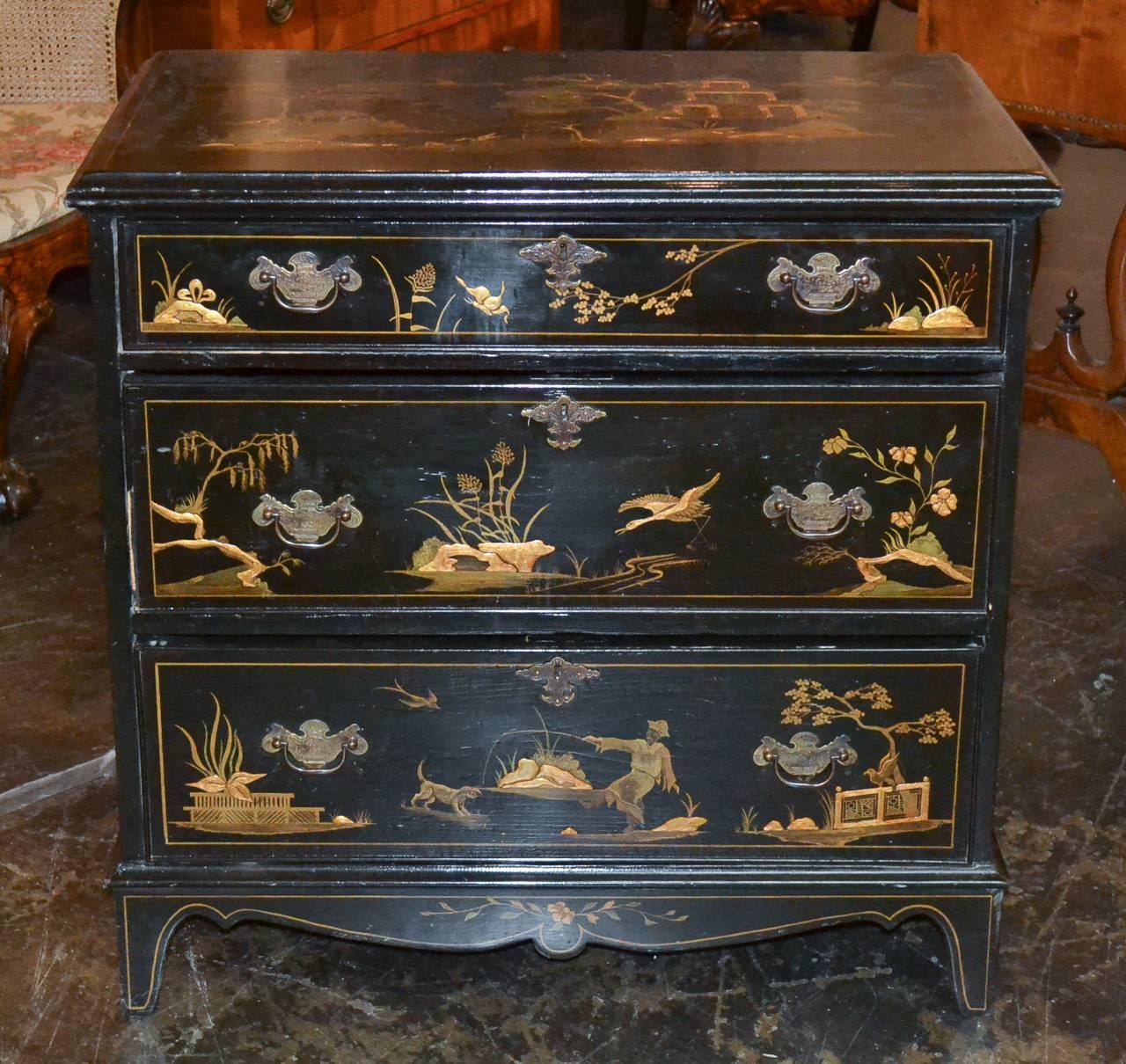19th Century English Chinoiserie Chest 1