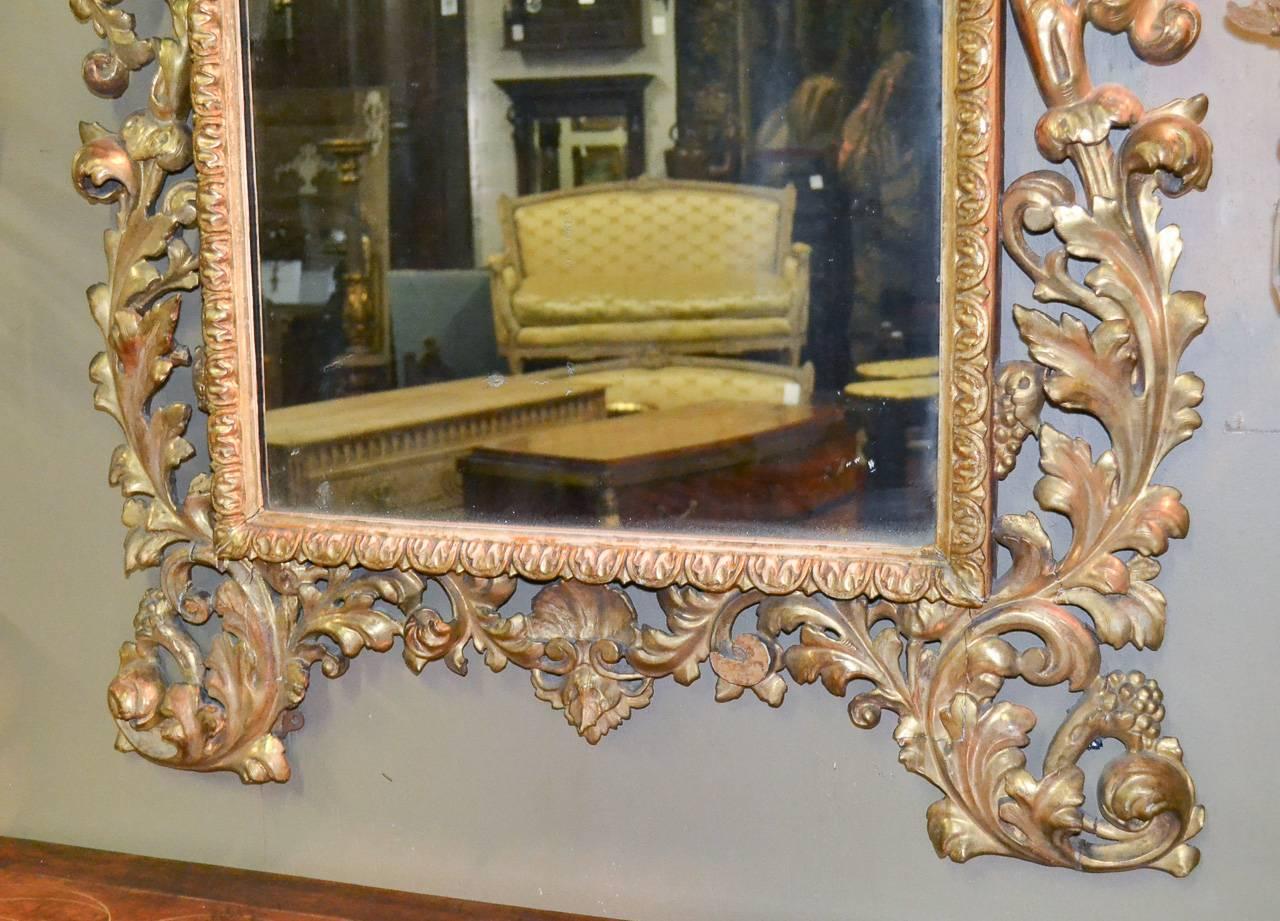 18th Century Italian Giltwood Florentine Mirror In Good Condition For Sale In Dallas, TX