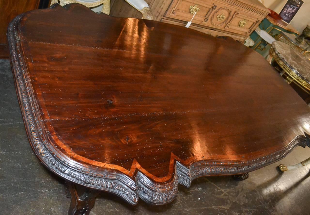Legacy Antiques Custom-Made Center Table In Good Condition In Dallas, TX