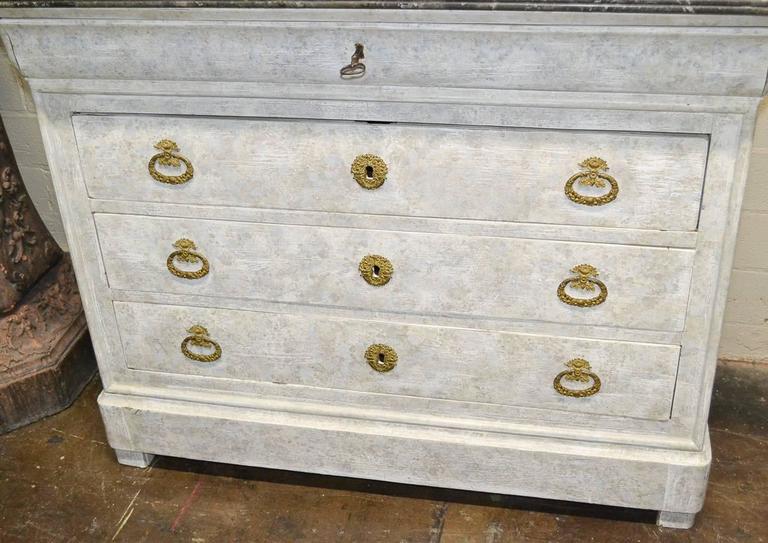 19th Century French Louis Philippe Commode For Sale at 1stdibs