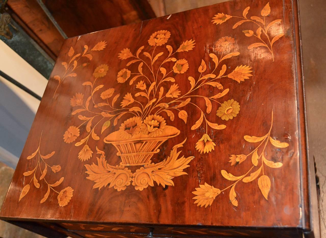 Inlay 19th Century Dutch Marquetry Inlaid Drop-Leaf Table