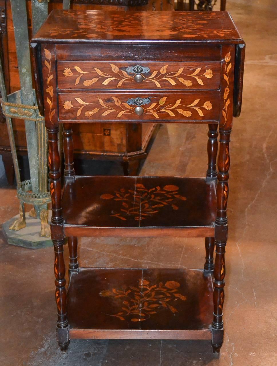 19th Century Dutch Marquetry Inlaid Drop-Leaf Table In Good Condition In Dallas, TX