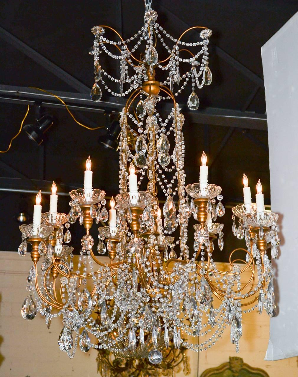 Superb Italian Beaded and Giltwood Chandelier 1