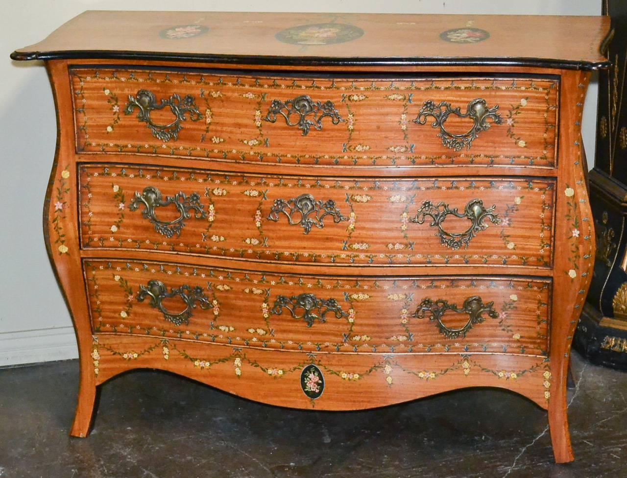 19th Century English Hand-Painted Commode In Good Condition In Dallas, TX
