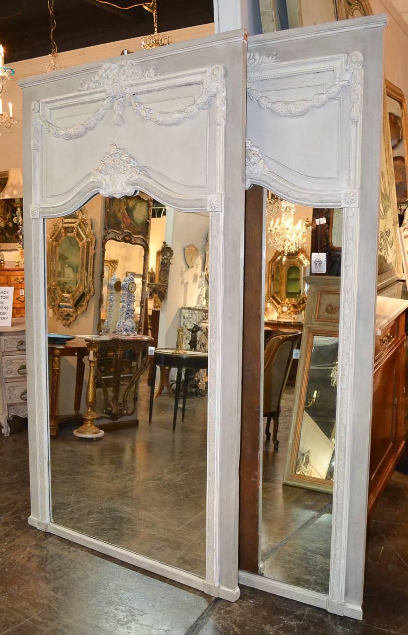 Large Impressive Pair of 19th Century French Mirrors In Good Condition In Dallas, TX