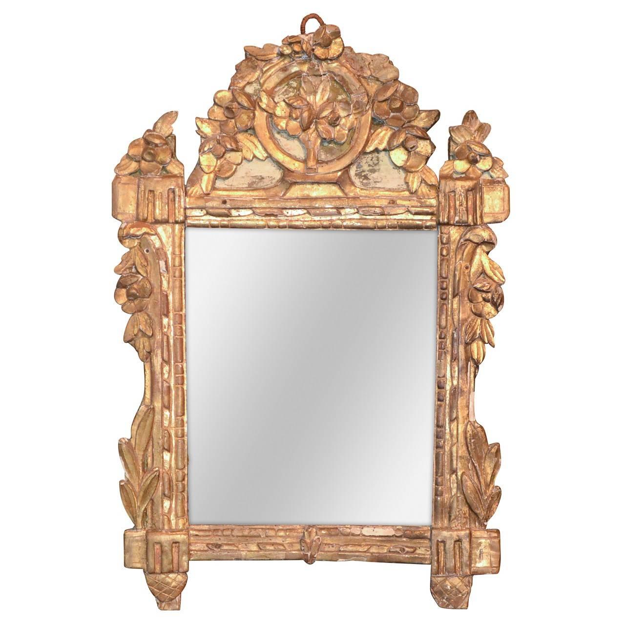 Fine 18th Century French Giltwood Mirror