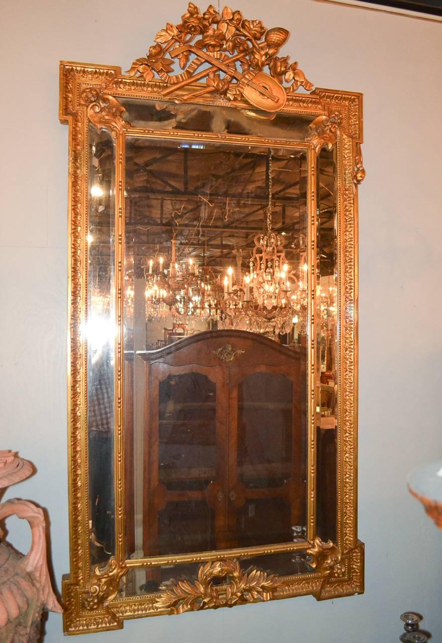 Early 20th Century French Louis XVI Giltwood Mirror