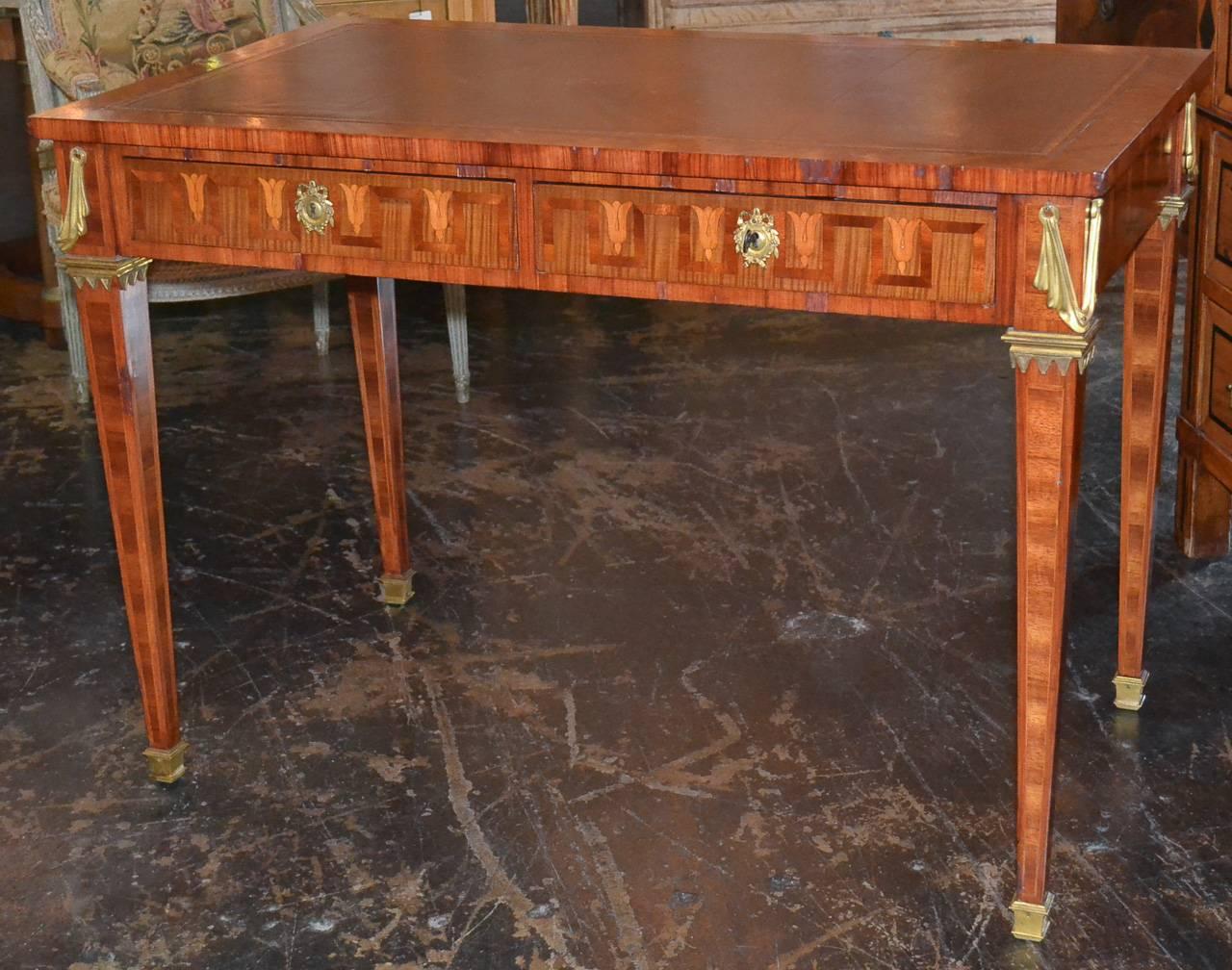 French Transitional Parquetry Inlaid Desk In Good Condition In Dallas, TX