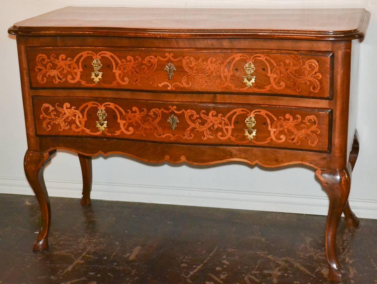 19th Century Italian Marquetry Inlaid Commode In Good Condition In Dallas, TX