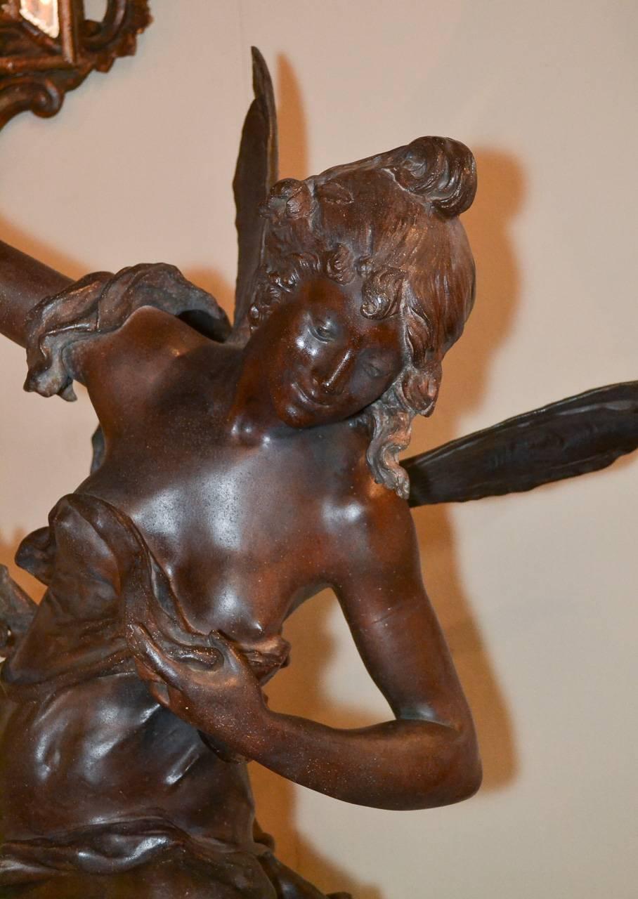 Merveilleux spelter figuratif du 19ème siècle par Louis Moreau:: 
