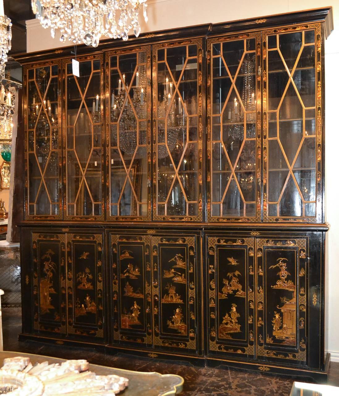 Superb 19th Century English Chinoiserie Breakfront 1