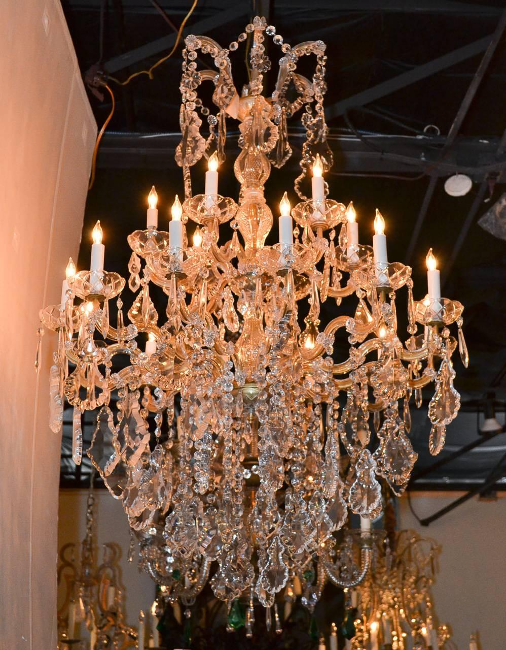 French Maria Theresa 18-Light Chandelier 3