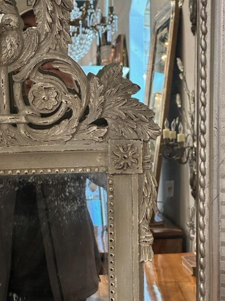 19th Century French Louis XVI Style Carved and Painted Petite Mirror In Good Condition For Sale In Dallas, TX