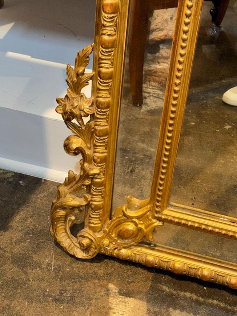 Specchio Luigi XV del XIX secolo con uccelli in vendita 2