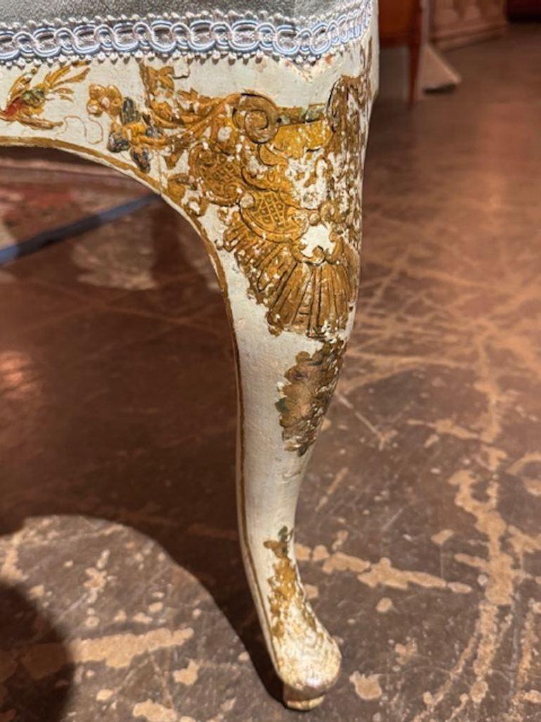 Poltrone Chinoiserie inglesi del XIX secolo laccate color crema In condizioni buone in vendita a Dallas, TX