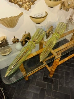 Coppia di applique a forma di torcia in verde di Murano