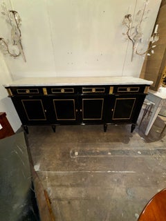 Buffet de style Louis XVI français, laqué noir