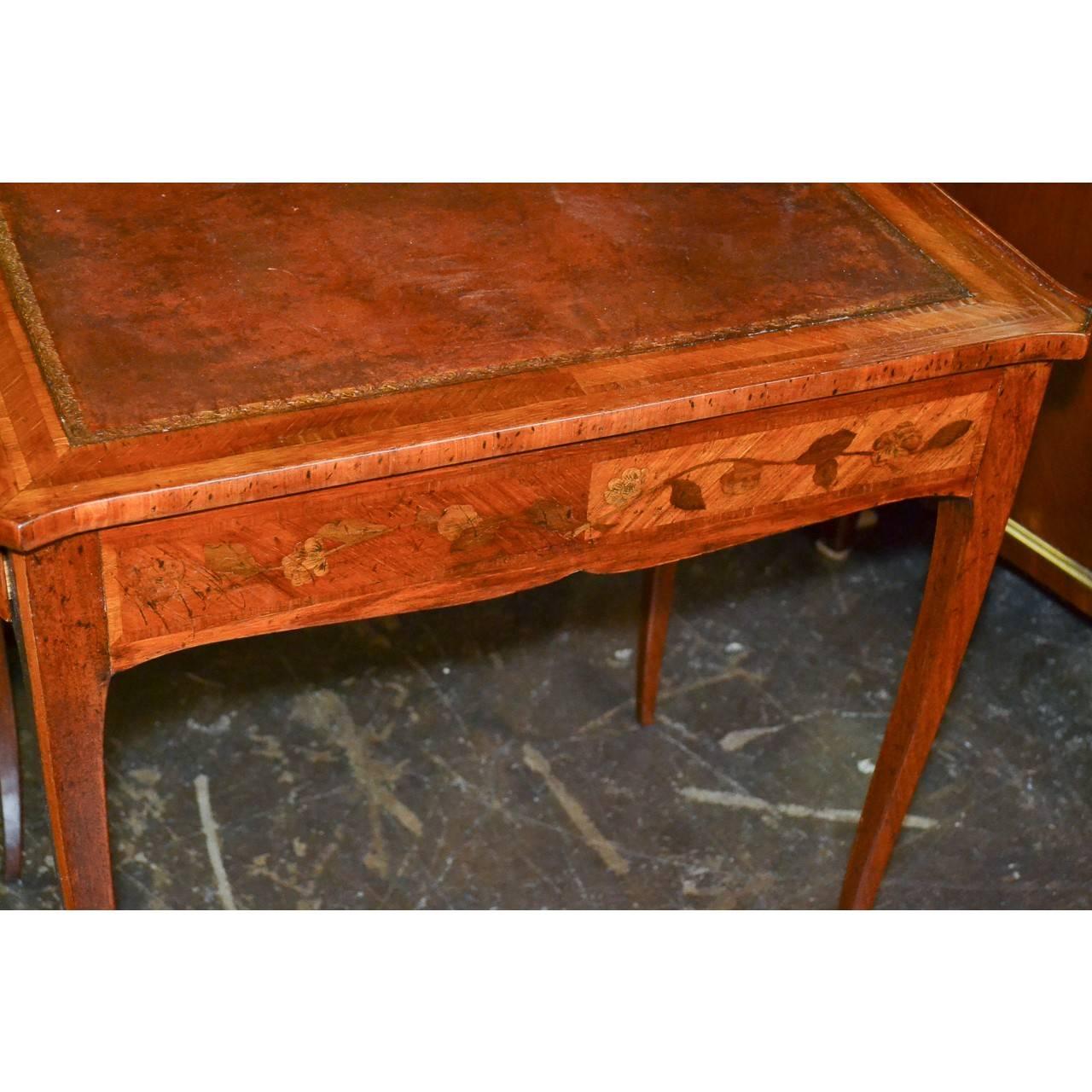 French Fine Quality Louis XV Kingwood Side Table