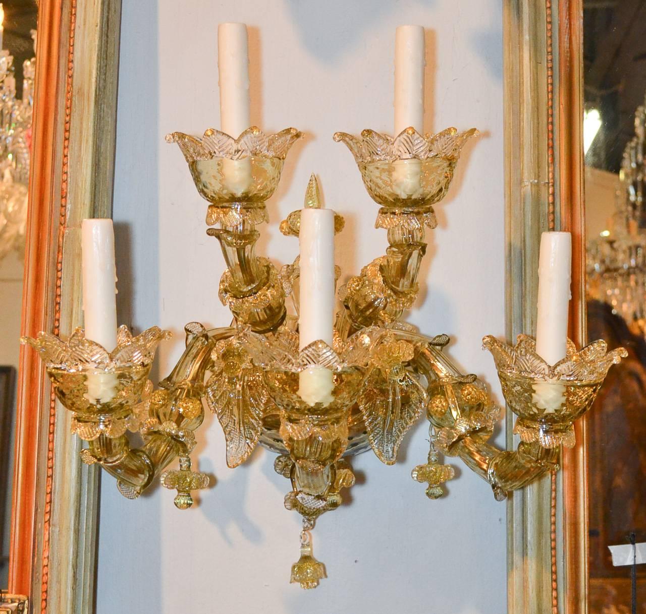 Impressive Pair of Blown Glass Venetian Sconces In Good Condition In Dallas, TX