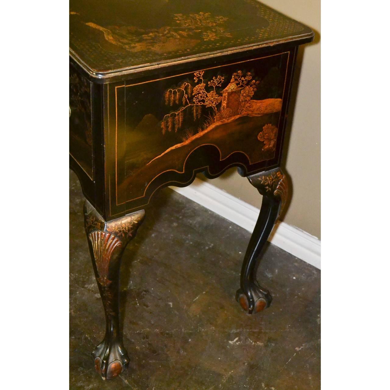 Mid-19th Century Early 19th Century Queen Anne Chinoiserie Lowboy