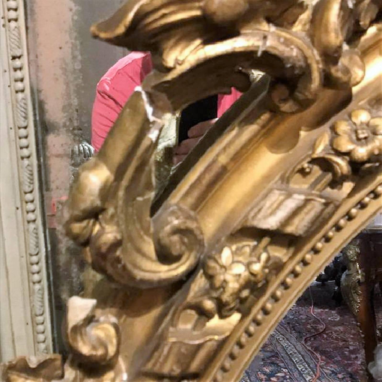 19th Century French Napoleon III Giltwood and Gesso Wall Mirror In Good Condition In Dallas, TX