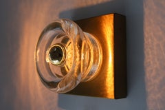 Wandleuchte aus Messing und Glas im Mid-Century-Stil von Gebrüder Cosack, Deutschland, 1970er Jahre, 1 von 3