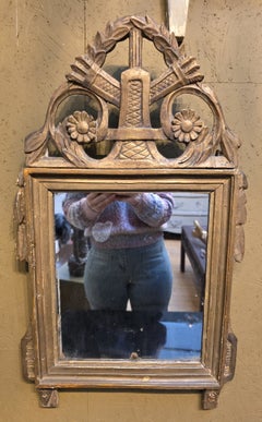 Miroir mural d'époque Louis XVI en bois sculpté et doré