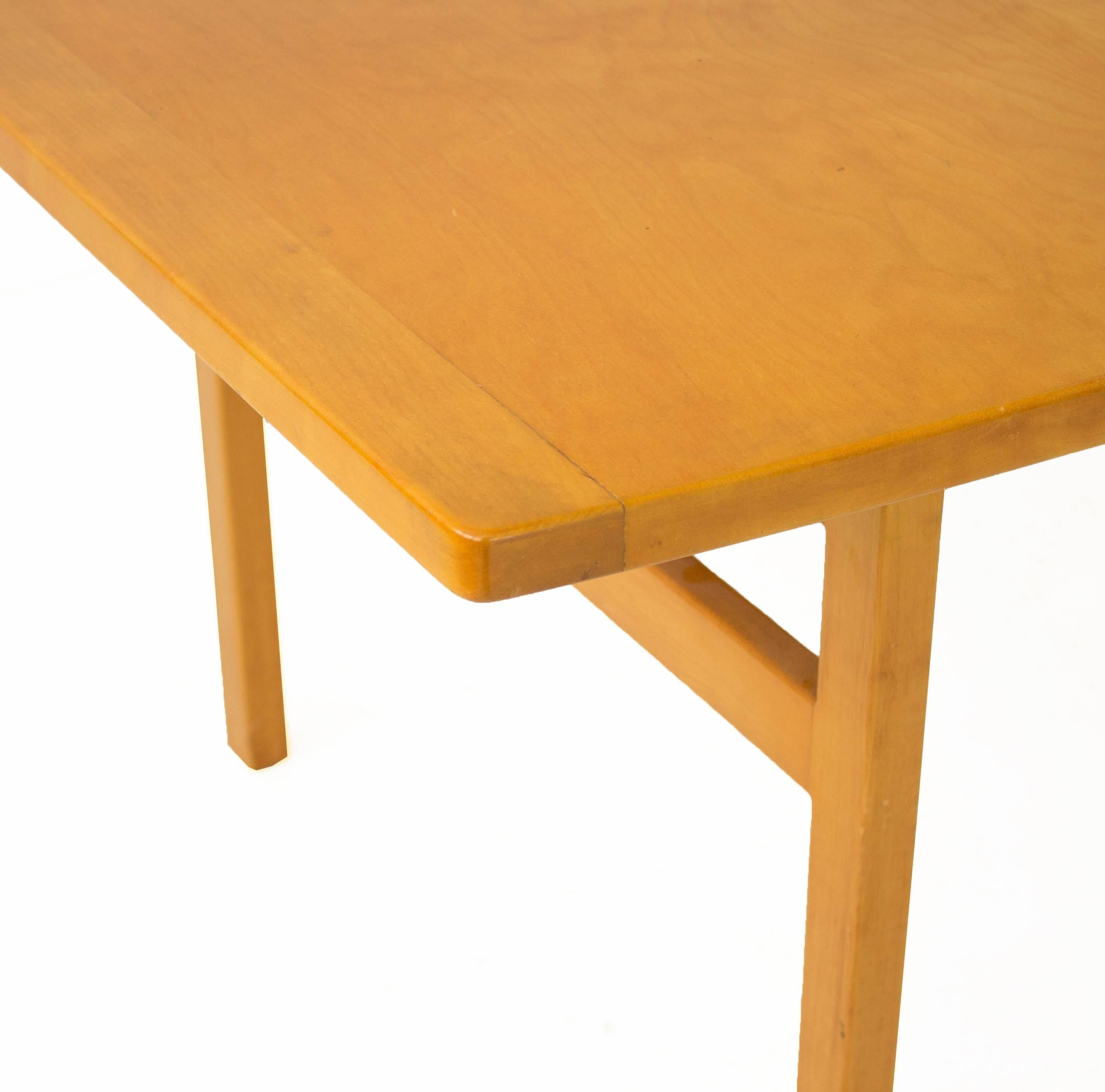 Jens Risom Dining Table with Leaves For Sale 1