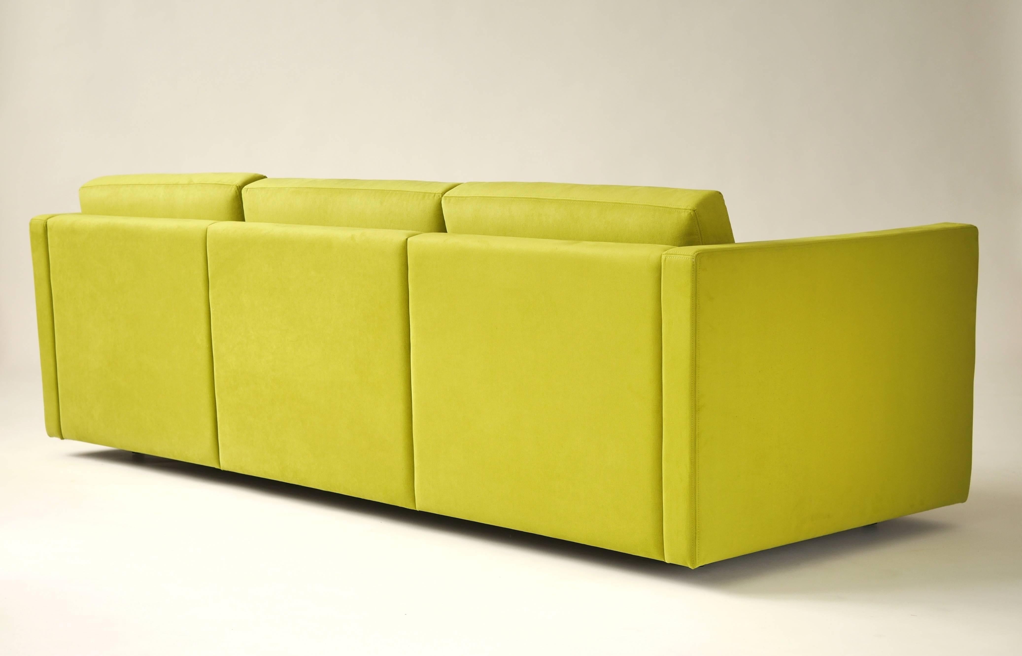 Mid-Century Modern Charles Pfister Three-Seat Sofa for Knoll