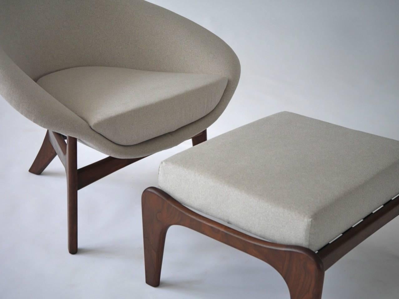 Sculptural Chair and Ottoman For Sale 2