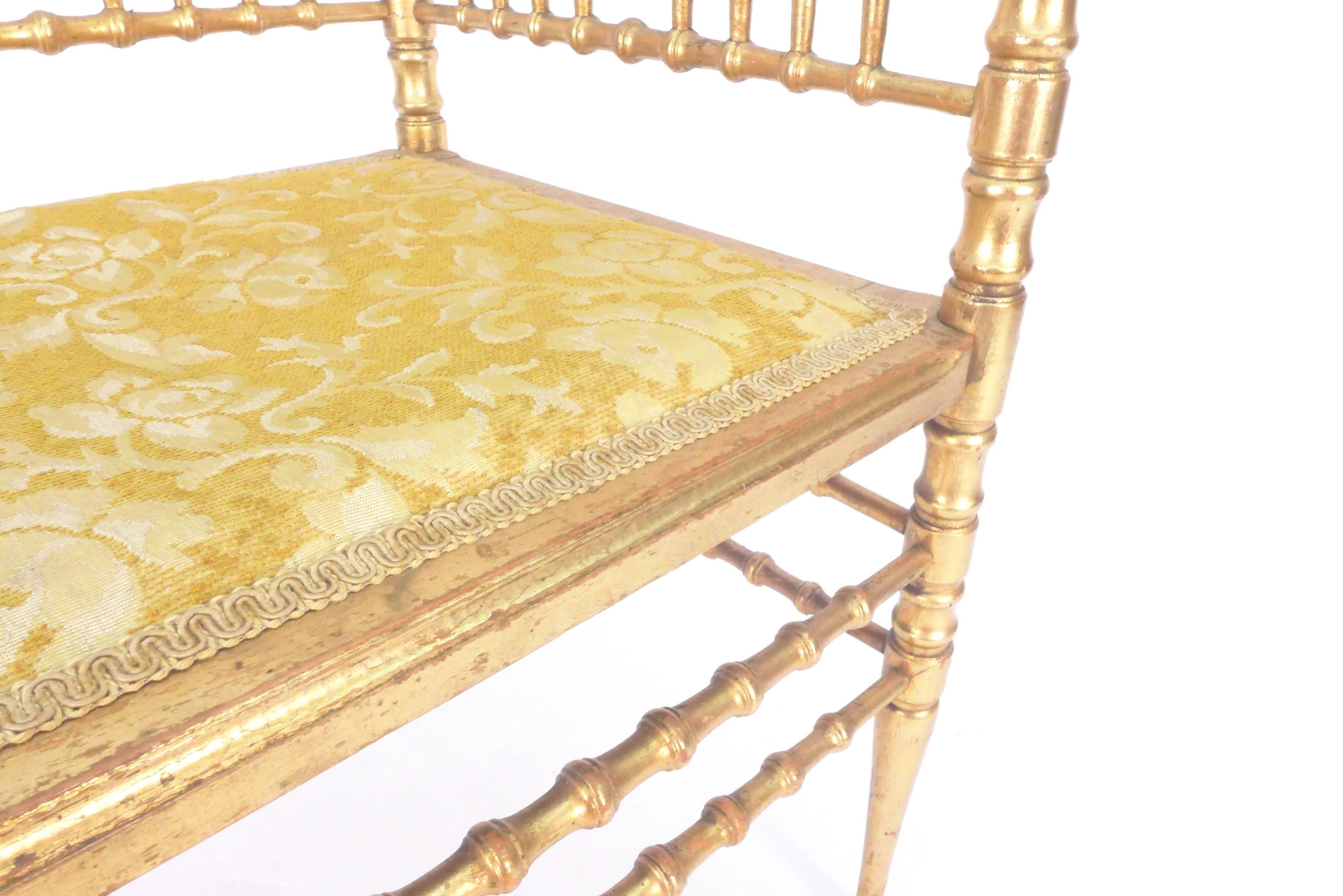 Chaise d'angle italienne en bambou à feuilles d'or en vente 4