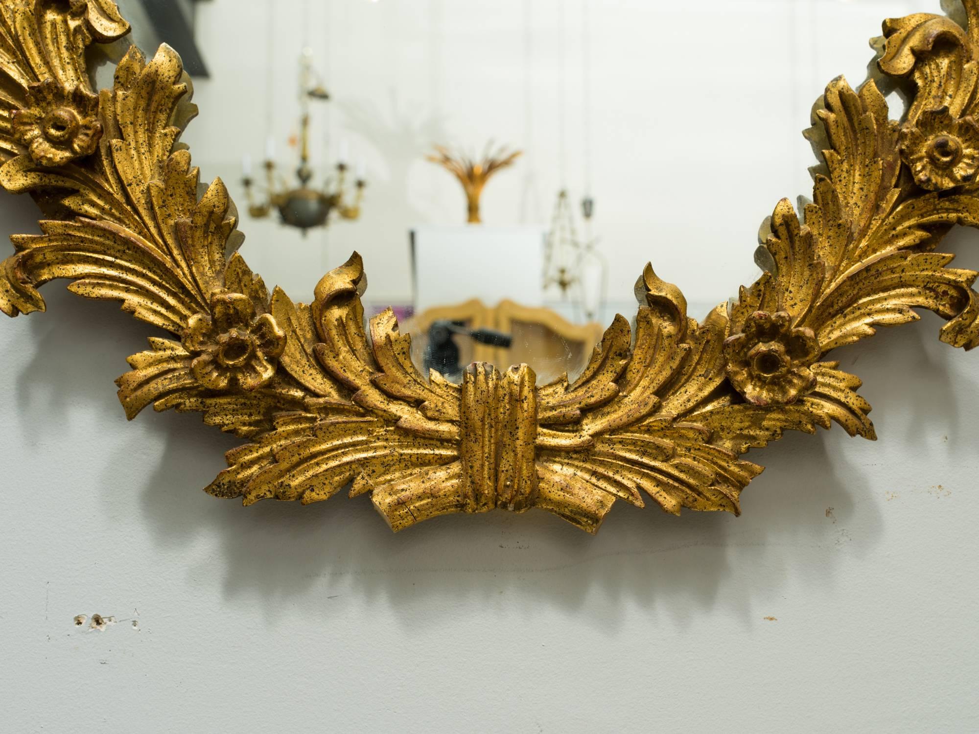 1960s Italian Carved Wood Floral Gilt Mirror 4