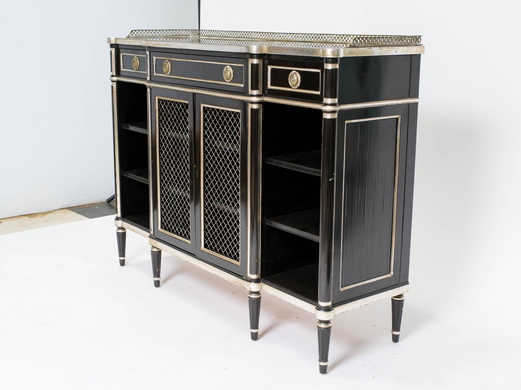 Lacquered 1940s Regency Style Credenza 5