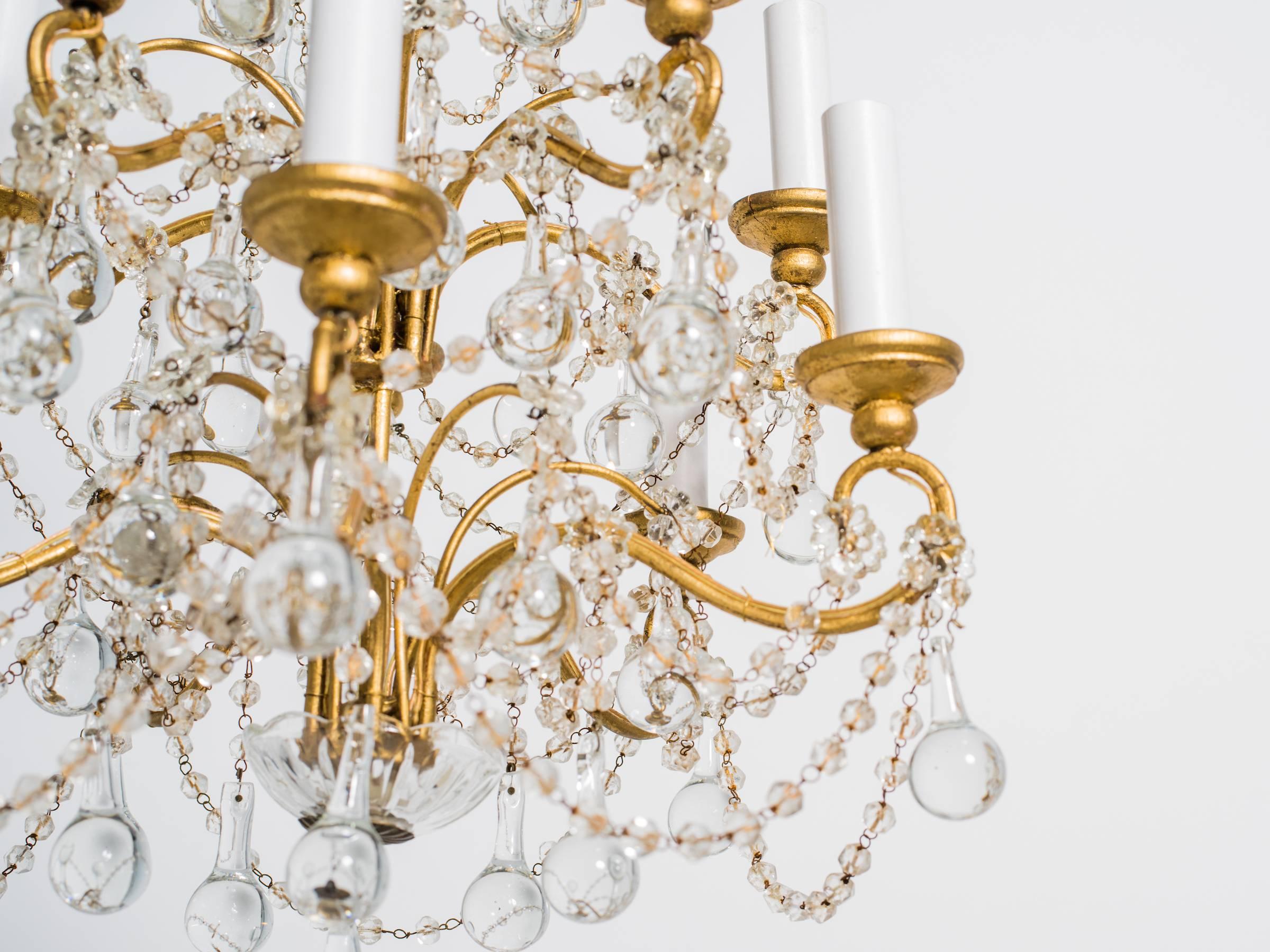 Italian Crystal Drop and Giltwood Chandelier For Sale 1