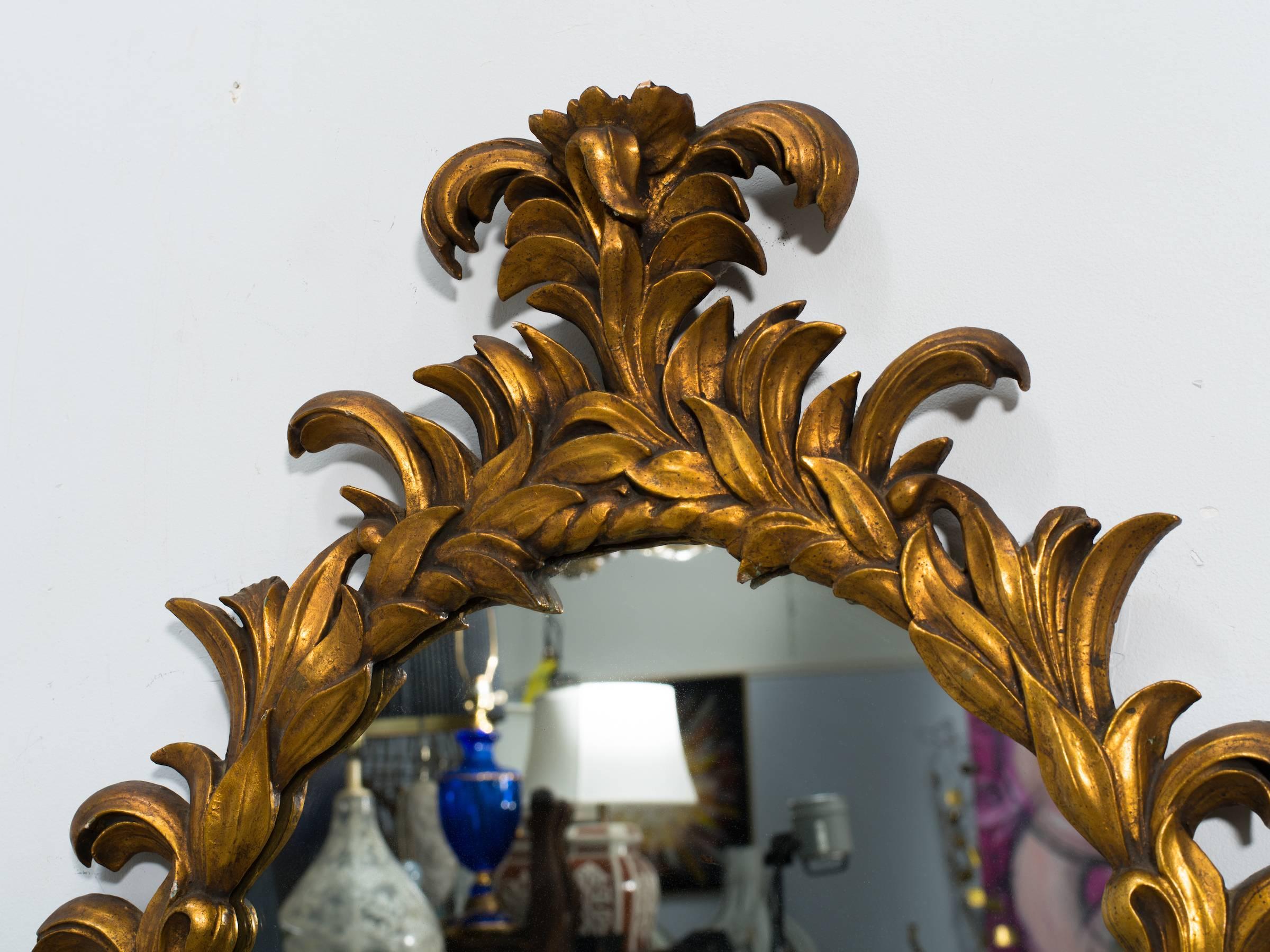 Mid-20th Century 1960s Carved Giltwood Italian Oval Mirror