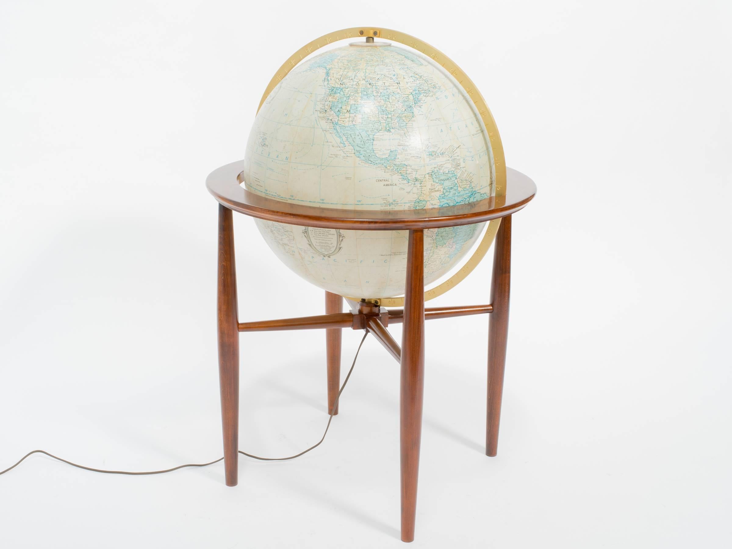 Replogle Illuminated Globe on Stand 3