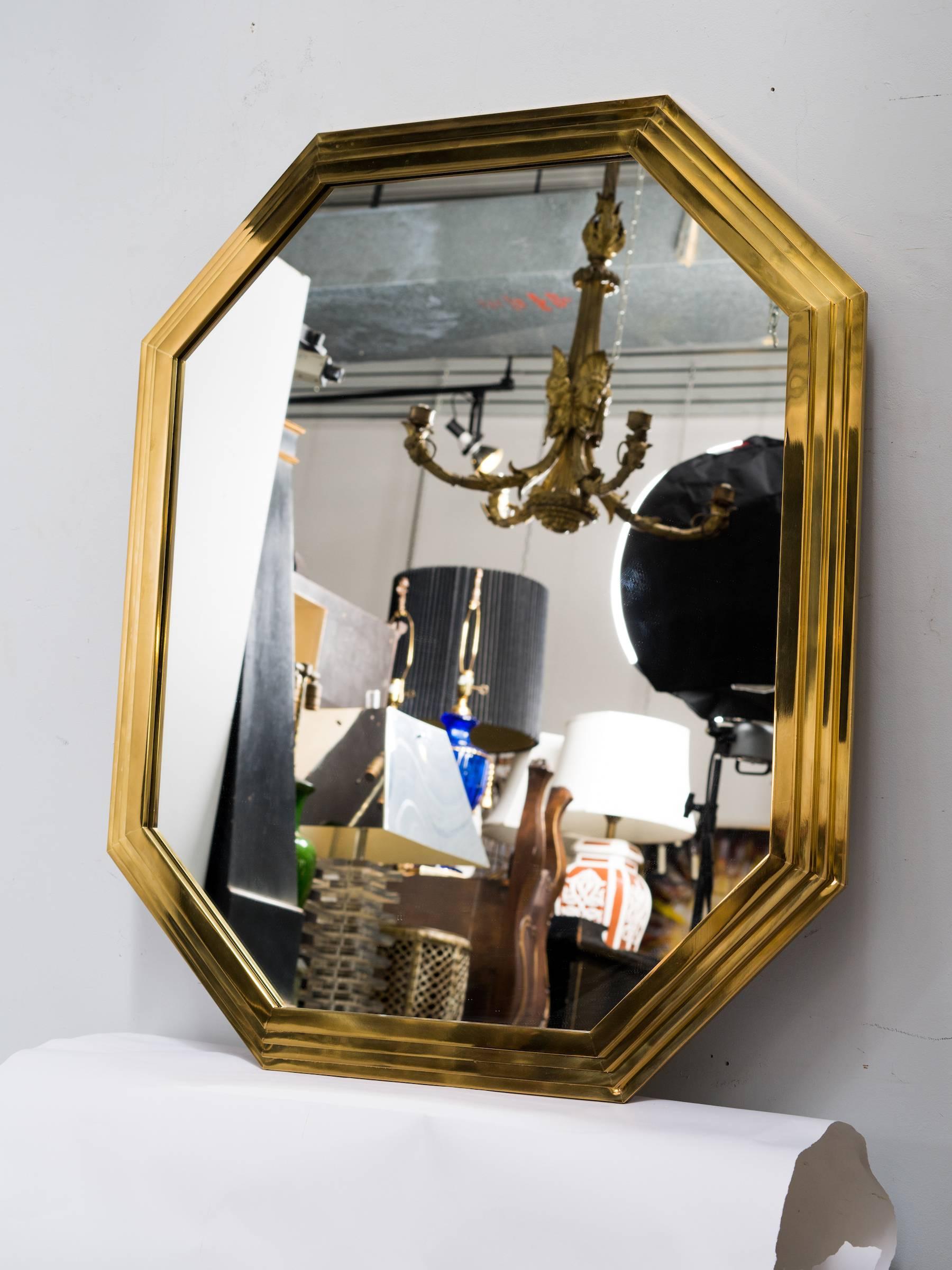 1970s Solid Brass Octogonal Mirror In Good Condition In Tarrytown, NY