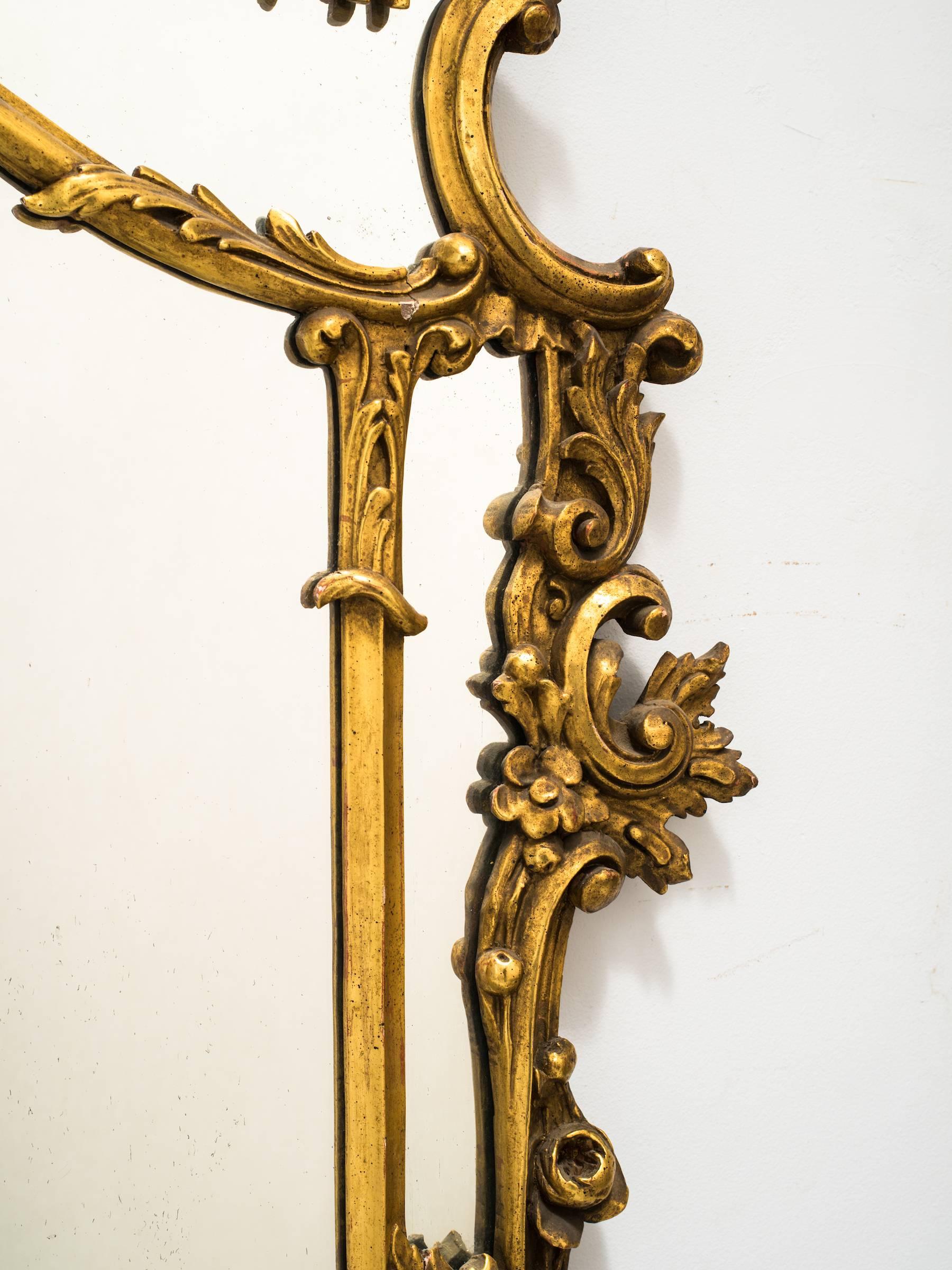 1930s Carved Gilt Wood French Mirror In Good Condition In Tarrytown, NY