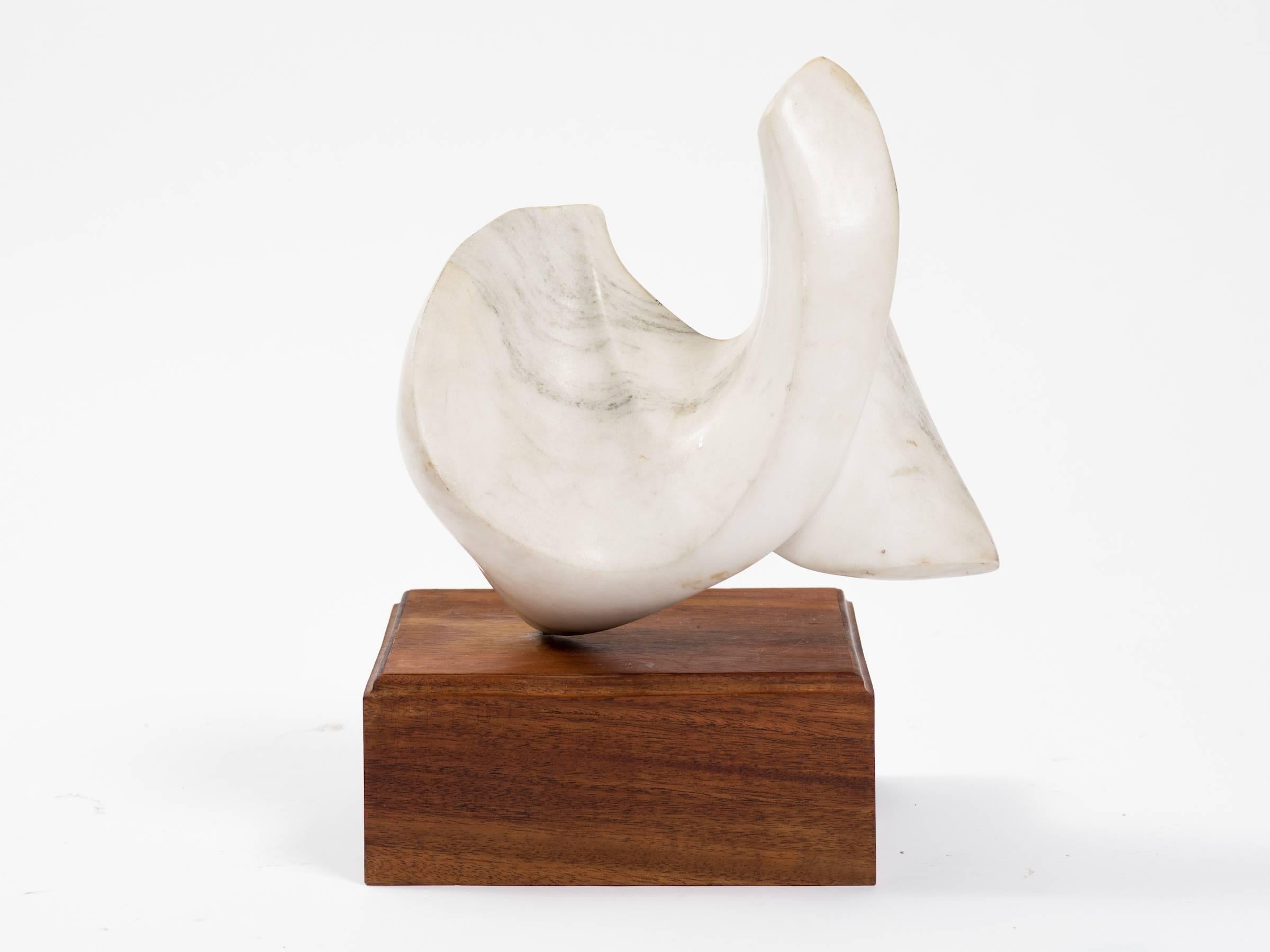 Abstract Marble Sculpture on Wood Base In Good Condition In Tarrytown, NY