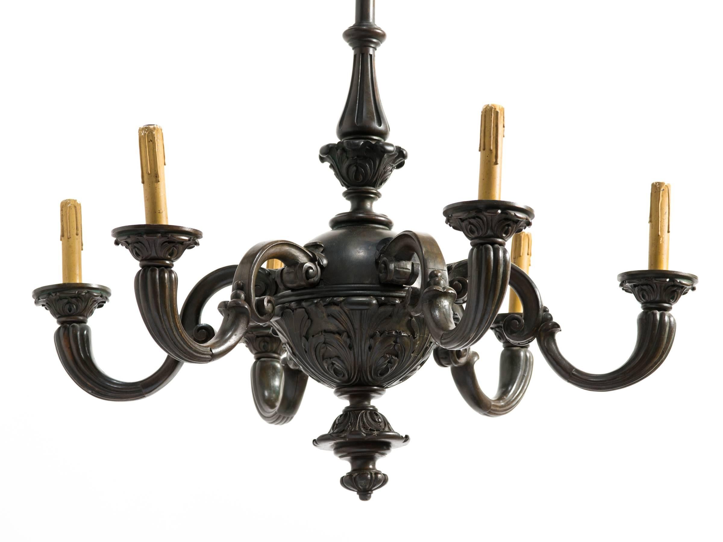 Carved Wood Chandelier In Good Condition In Tarrytown, NY