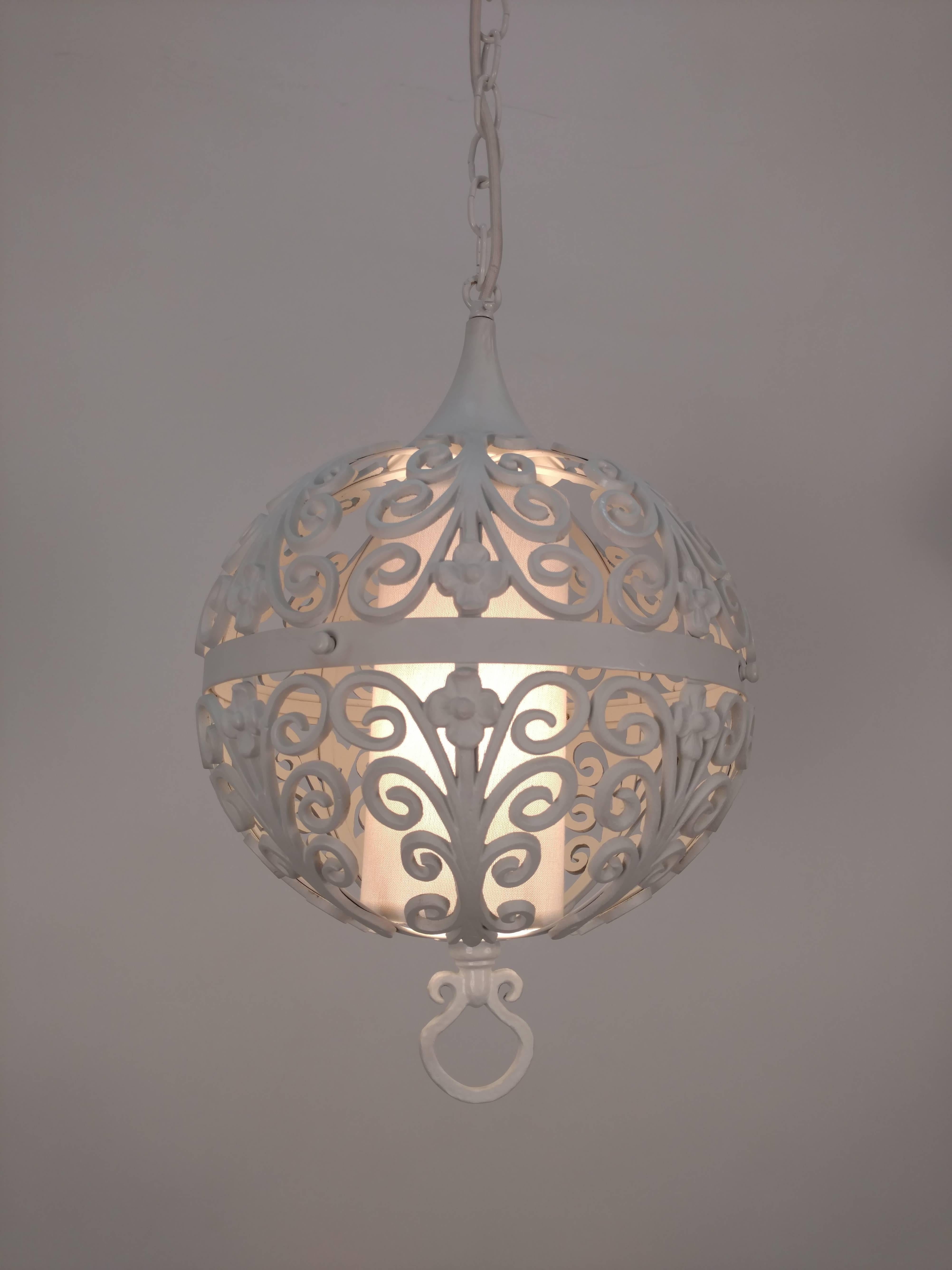 20th Century White Round Ornate Chandelier Pendant For Sale