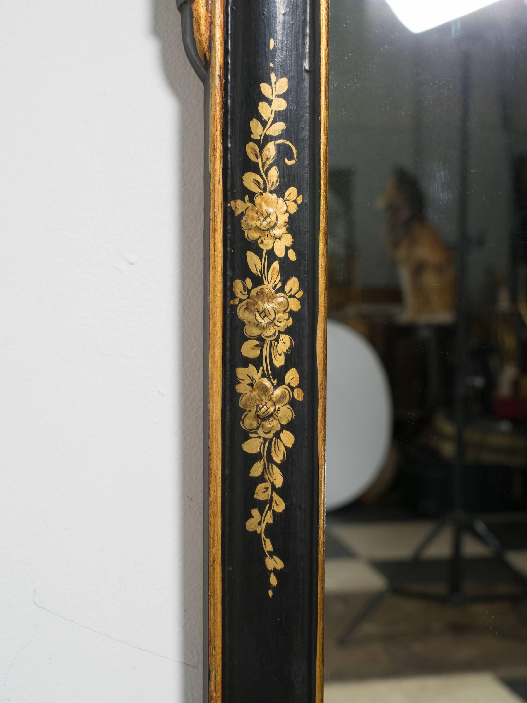 Pair of Chinoiserie Wood Mirrors from Italy In Good Condition In Tarrytown, NY