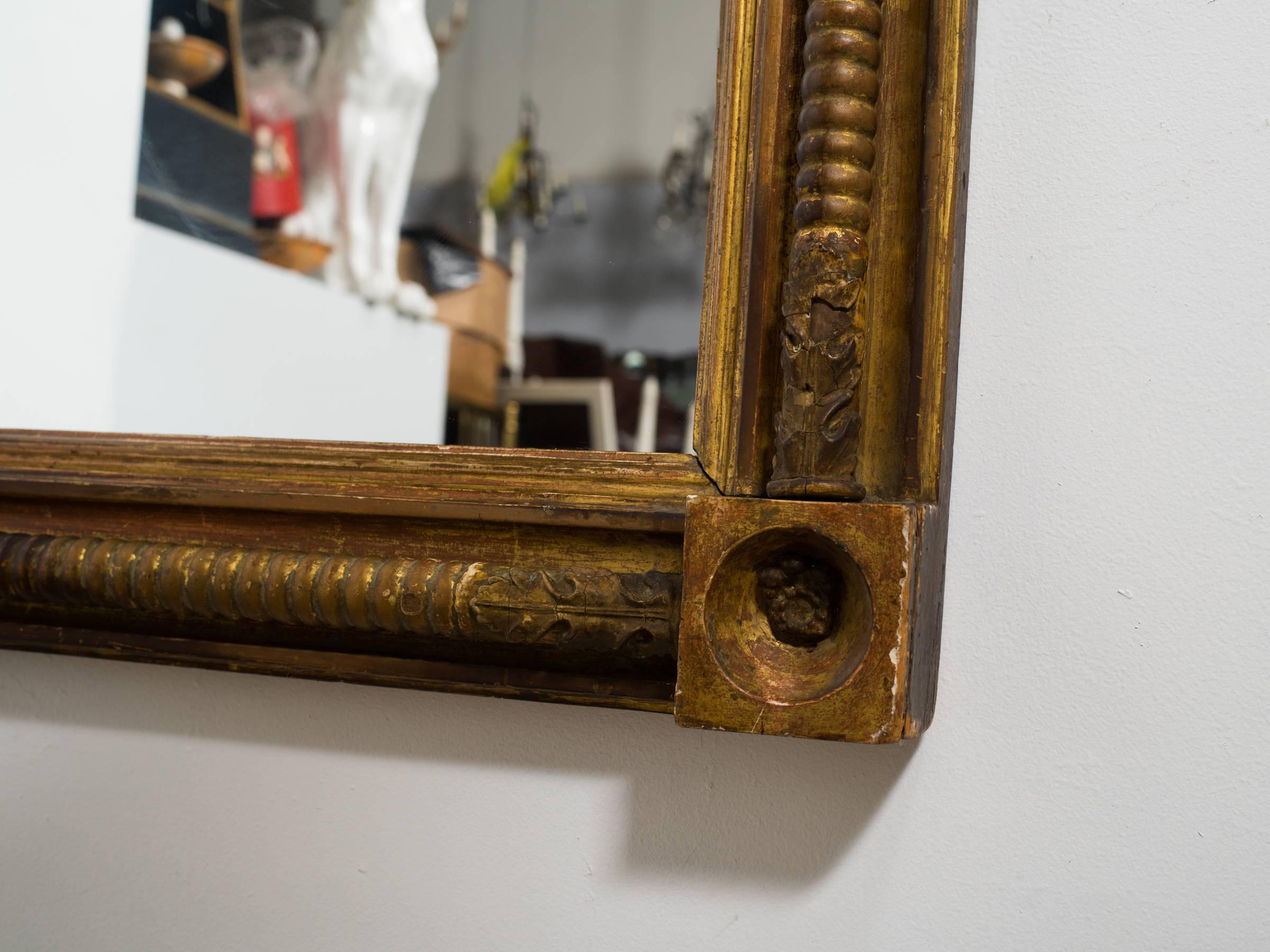 Miroir fédéral anglais en bois doré des années 1820 en vente 2