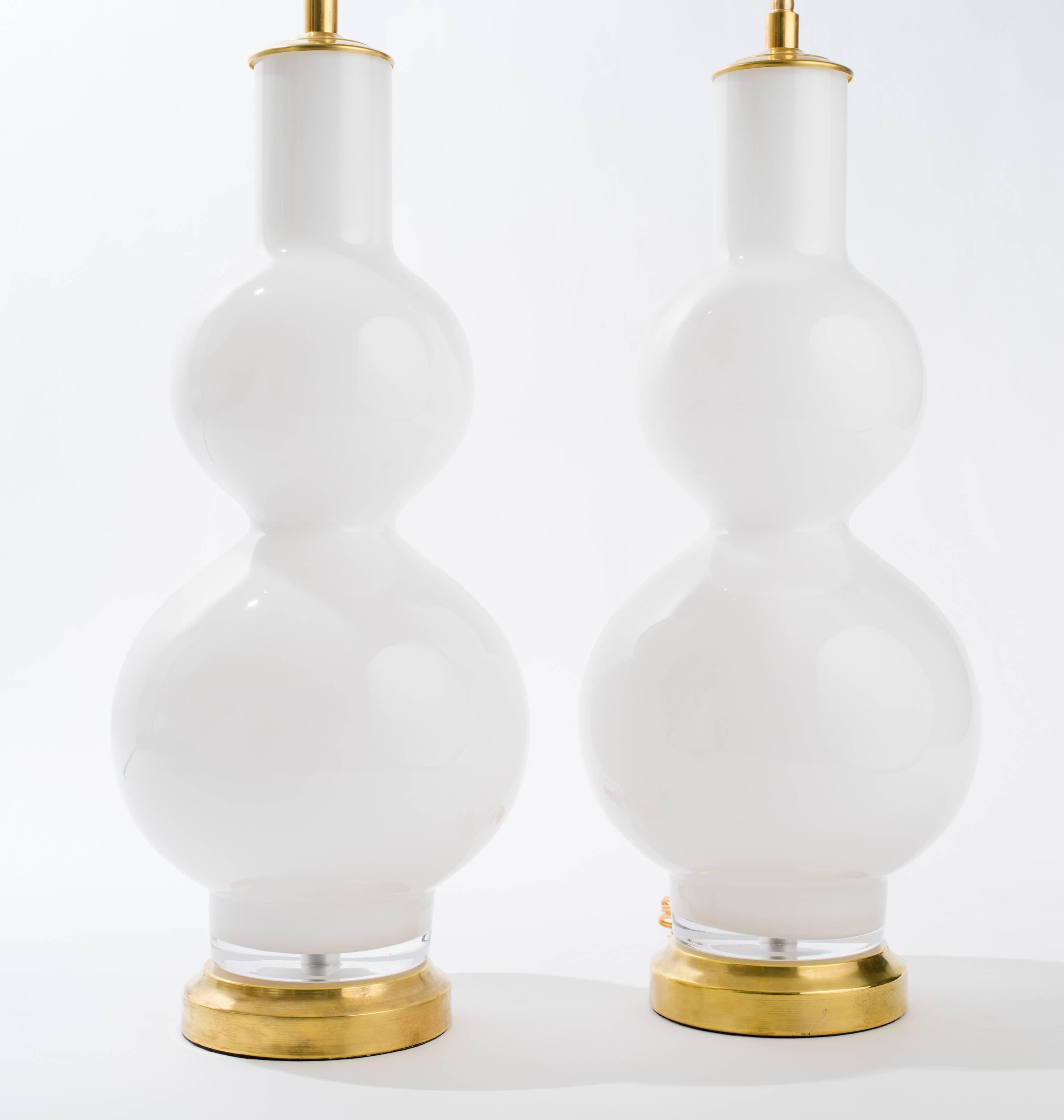 Large Italian Pair of White Glass Lamps For Sale 1