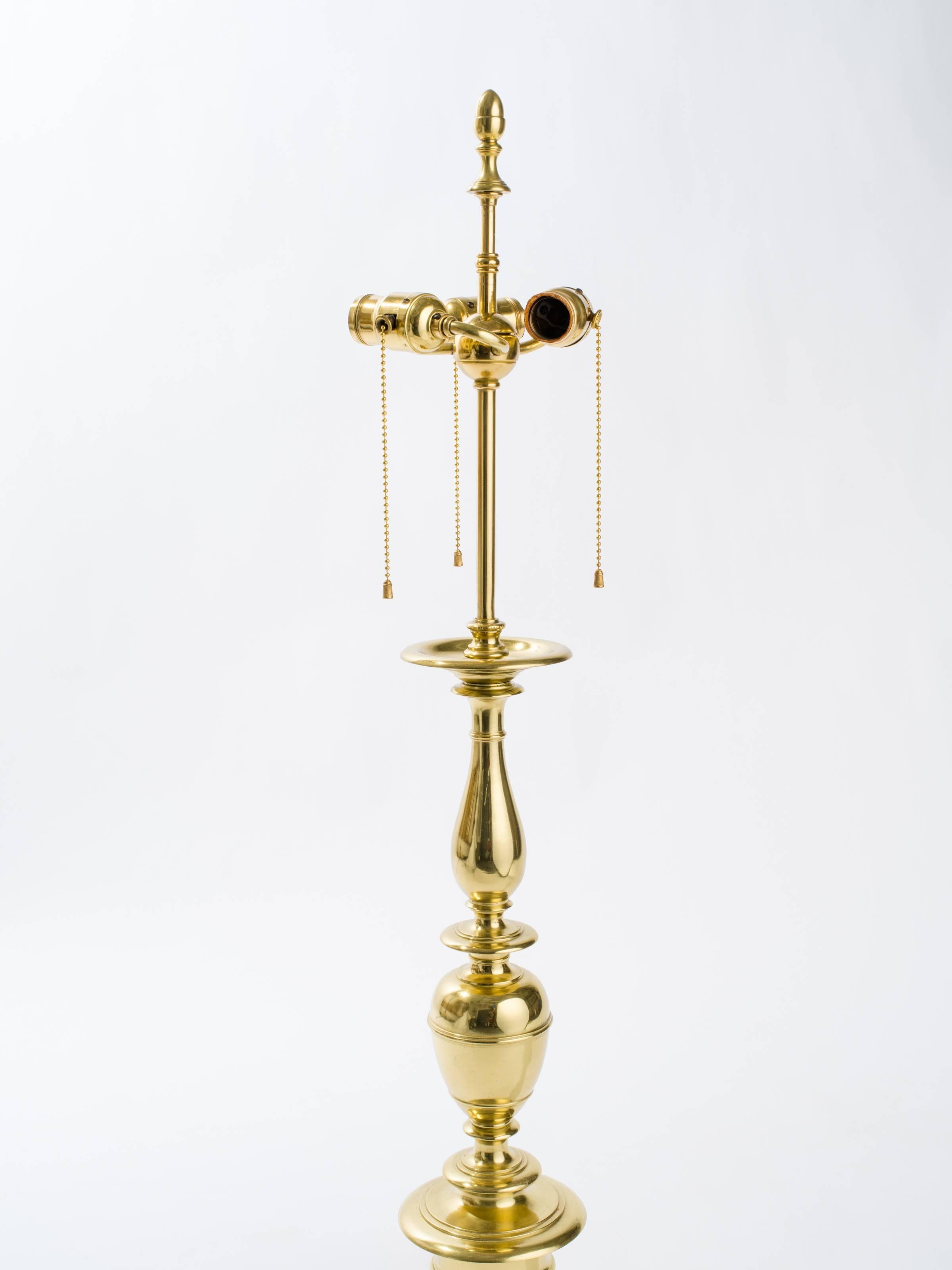Mid-Century Single Cast Brass Lamp For Sale 1