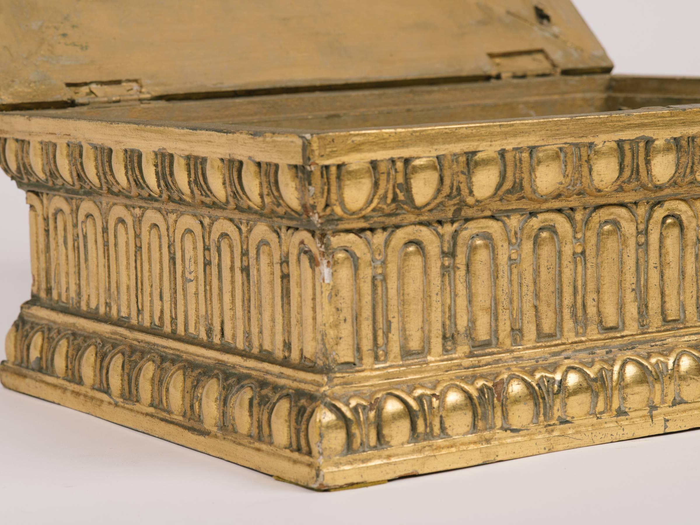 1920s Giltwood and Gesso Box For Sale 3
