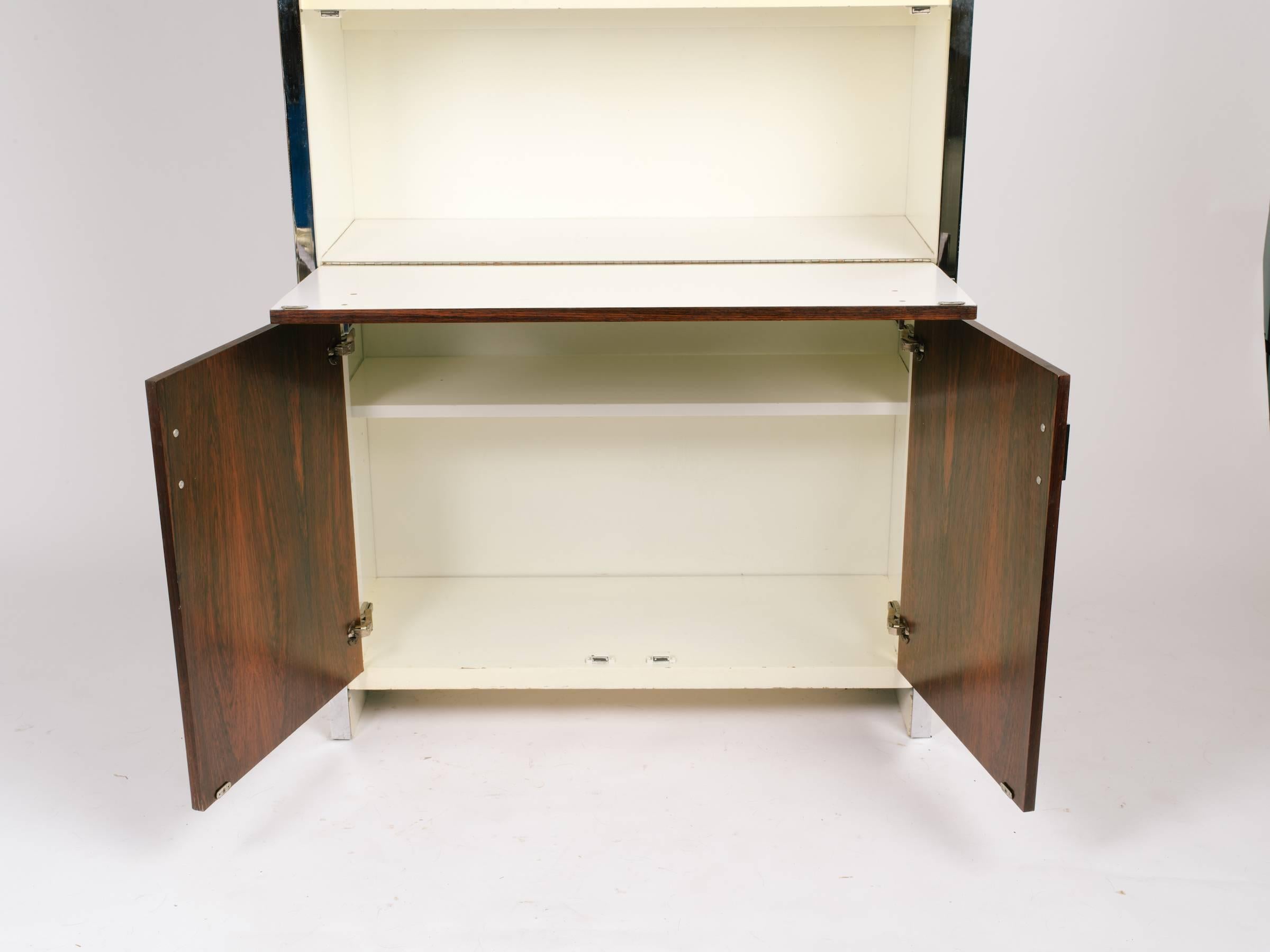 1970s John Stuart Rosewood Bookcase or Cabinet In Good Condition In Tarrytown, NY