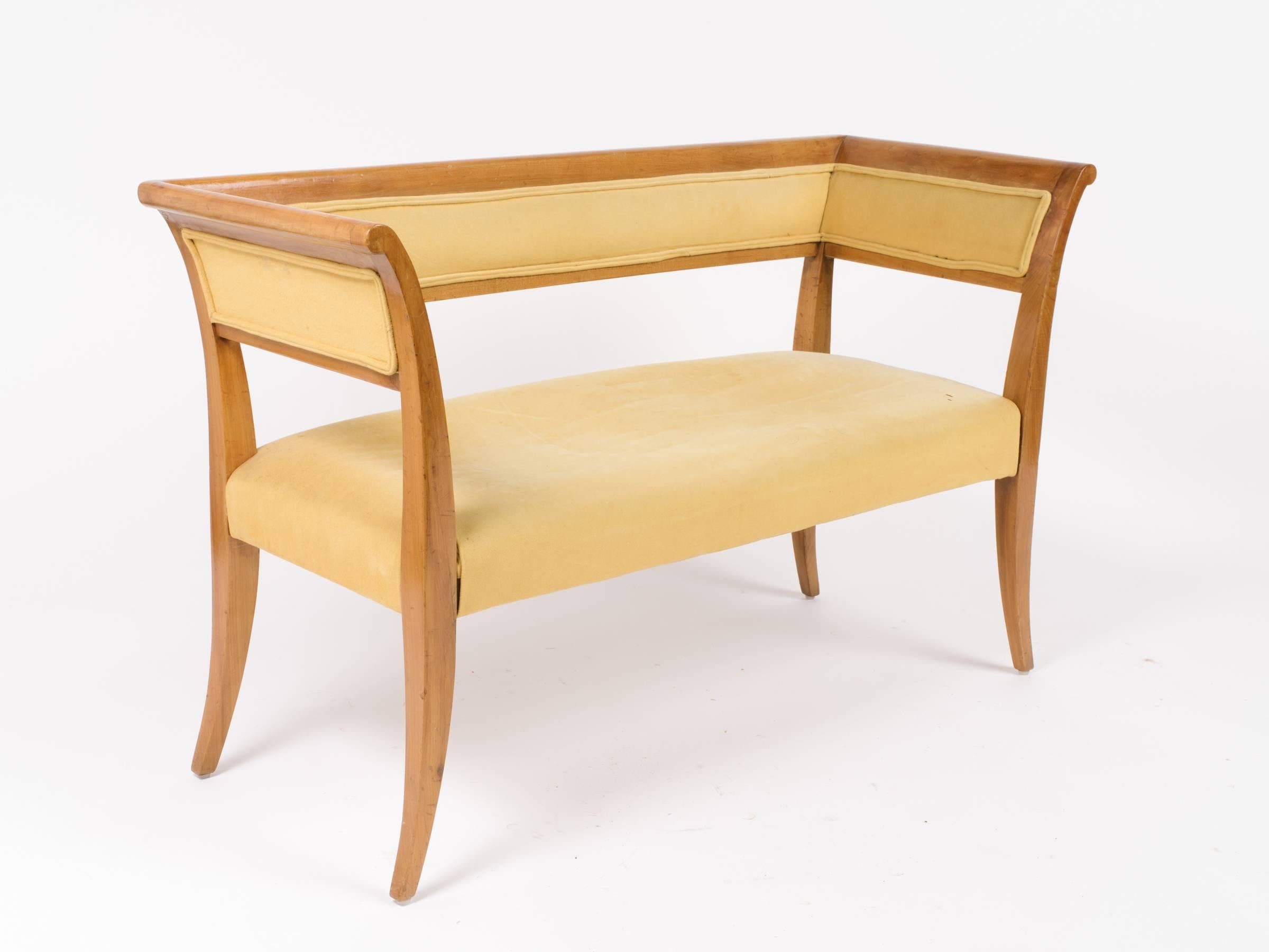 Midcentury Chic Bench In Good Condition In Tarrytown, NY