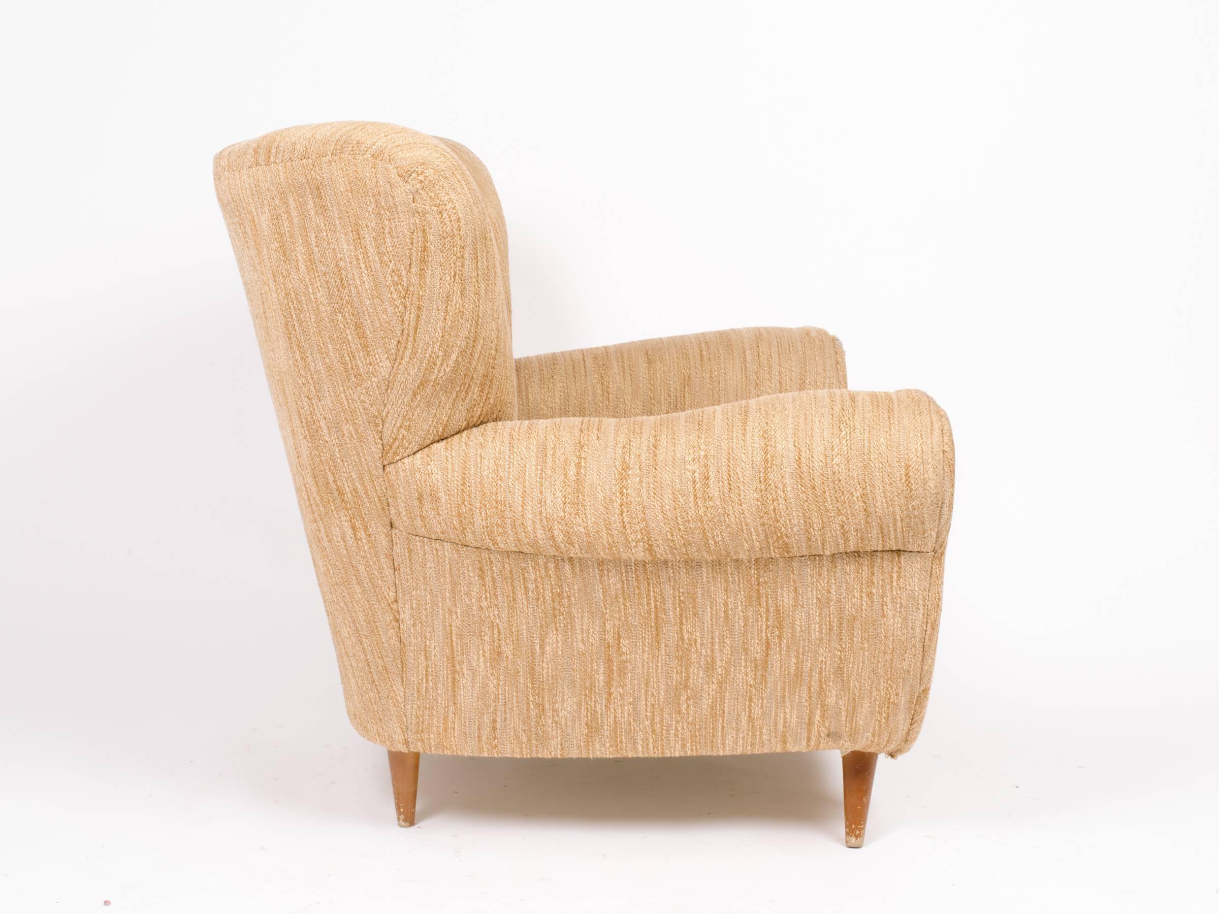 Mid-20th Century Pair of Italian Midcentury Oversized Lounge Chairs