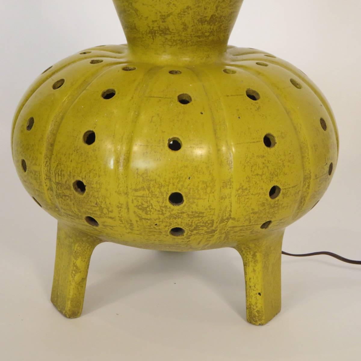 Mid-20th Century Tall 1950s Yellow Ceramic Table Lamp